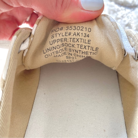 J Crew Factory Road Trip Tan & White Animal Print Canvas Lace Up Sneakers size 6 - Picture 8 of 8